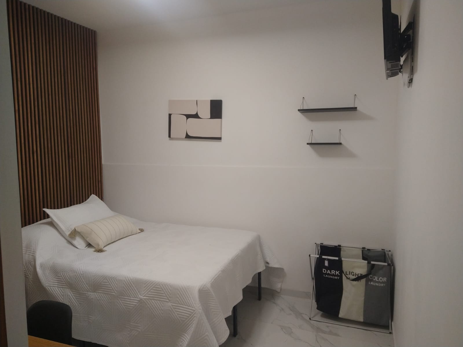 Sala de estar espaciosa y luminosa